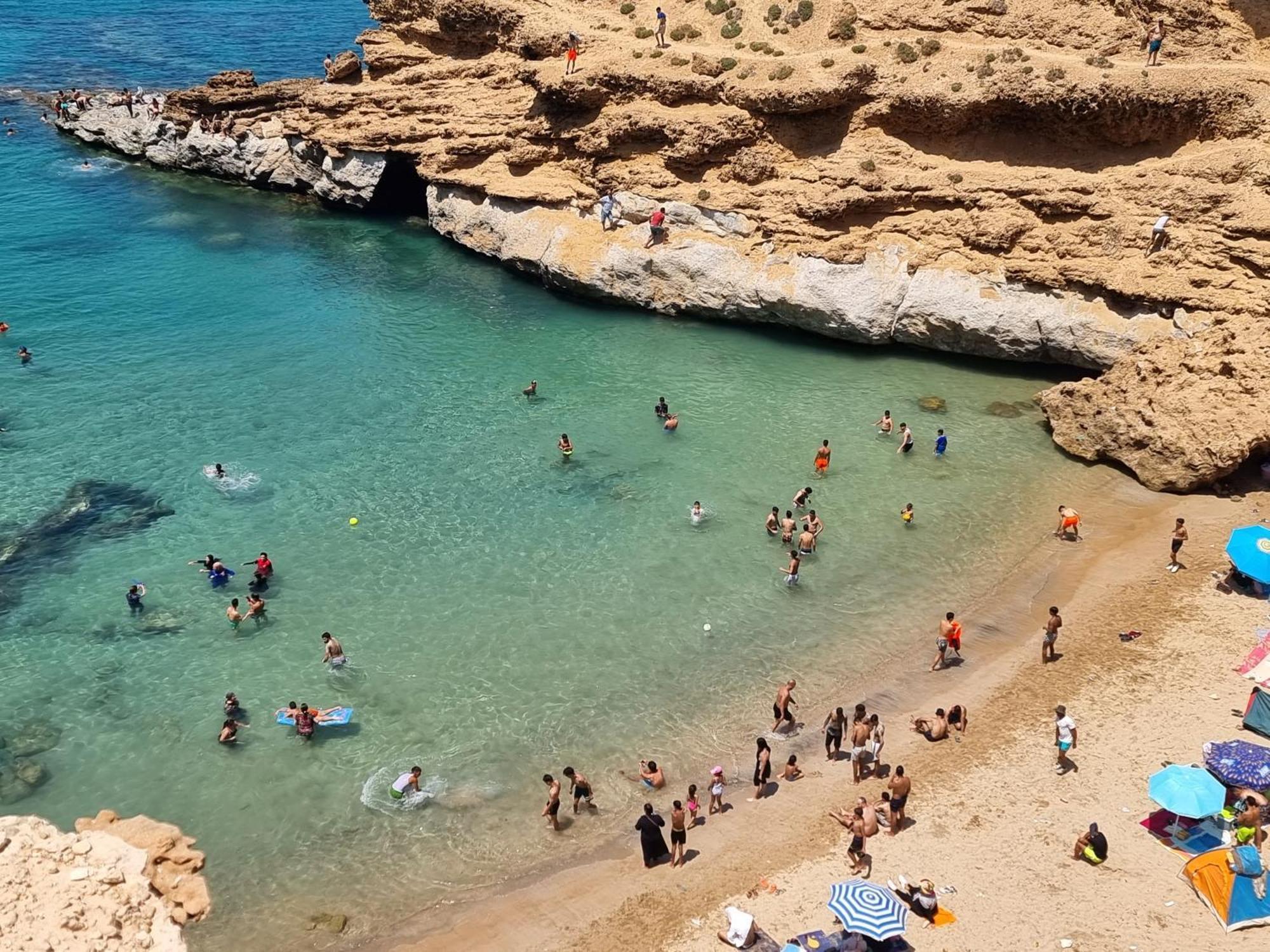 Appart Moderne Nador Al Jadid Pres De La Corniche ภายนอก รูปภาพ